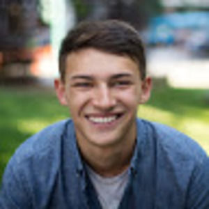 Meet your Posher, Alex